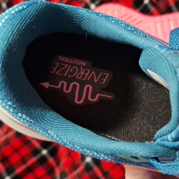 Brooks Teal and Pink Running Shoes - Picture 3 of 4